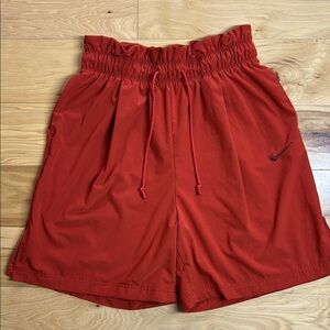 Nike Burnt Orange High Waisted Bermuda Shorts | Size Medium